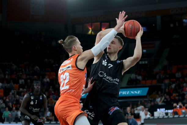 这不仅需要 这不仅需要