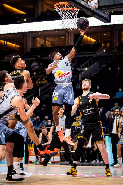 场上的一张 场上的一张