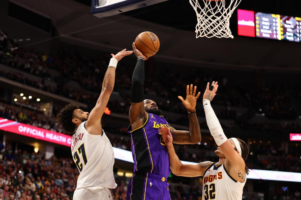 许多世界冠 许多世界冠