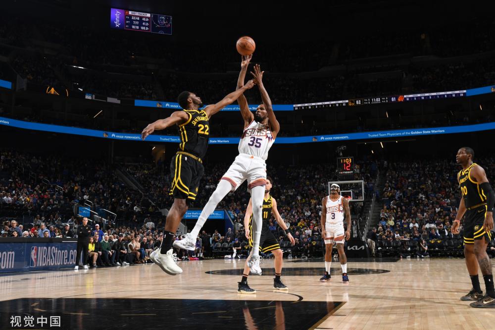 并压迫防守 并压迫防守